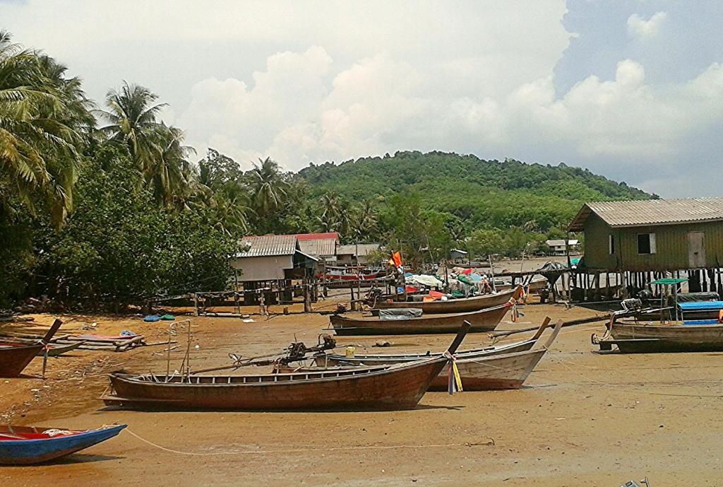 Lam Sai Village Hotel เกาะยาวน้อย ภายนอก รูปภาพ